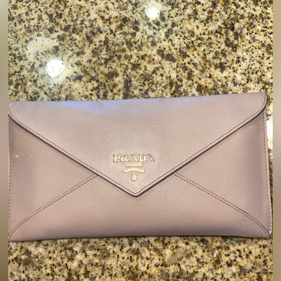 Authentic Prada Saffiano leather envelope wallet
Beige Color - Picture 13 of 13